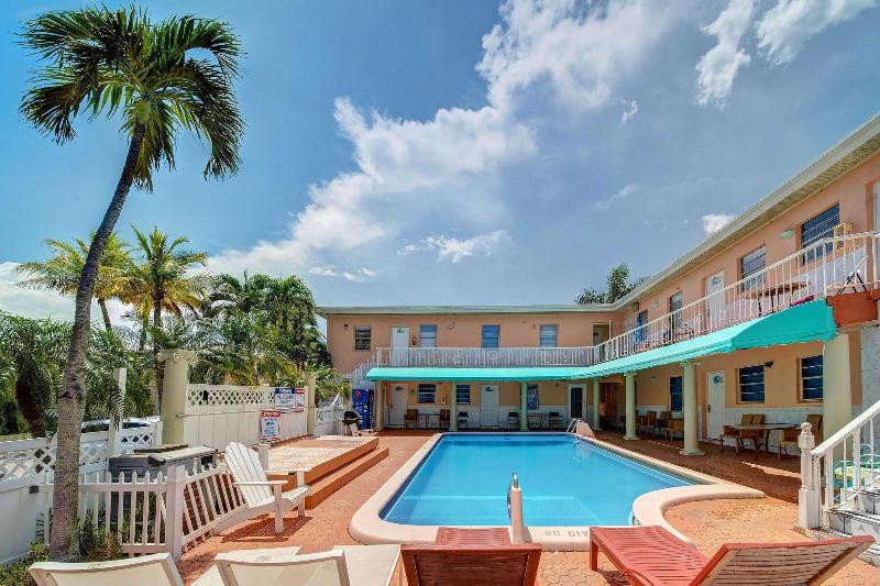 Отель The Palms