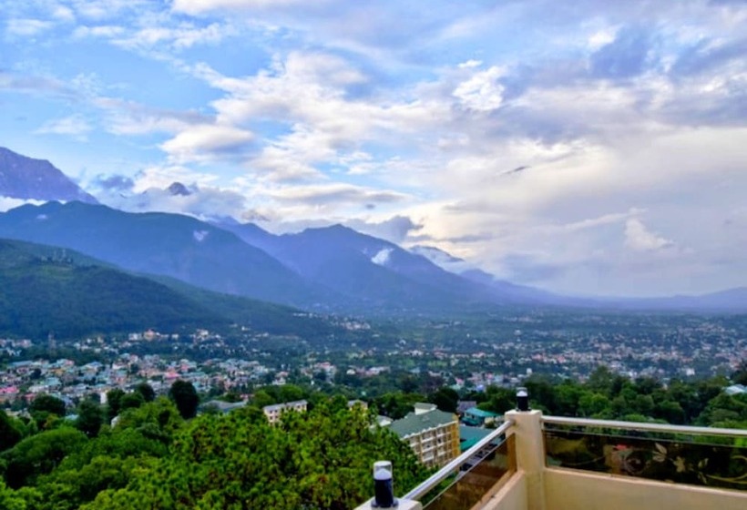 هتل The Royal Castle , Dharamshala