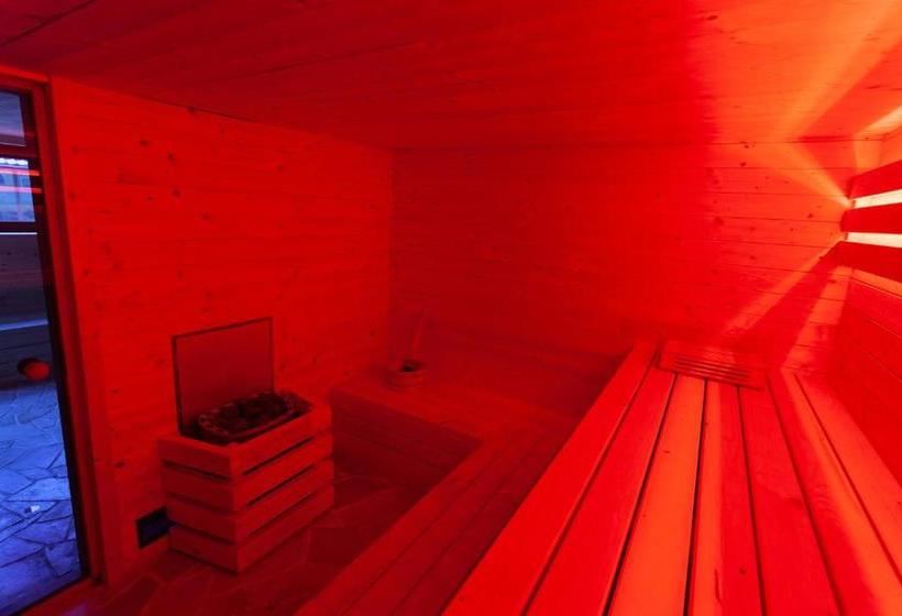 פנסיון Casa Belcin Spa&retreat