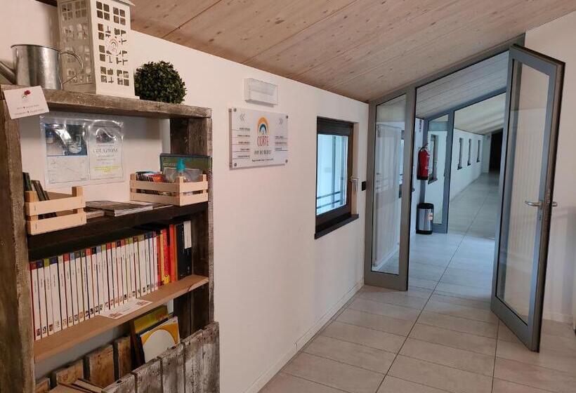 بنسيون La Corte Room & Relax