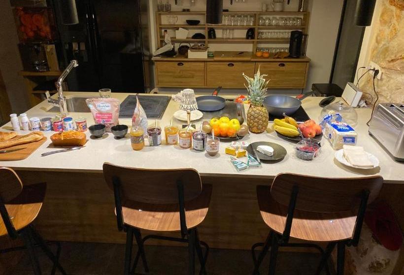 Пансион La Maison De Robinson