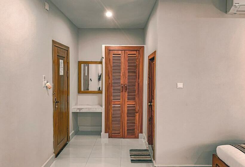 بنسيون Montagne Regency