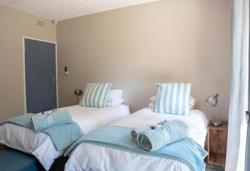 פנסיון Opstal Gastehuis