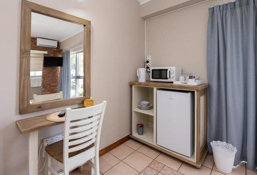 פנסיון Opstal Gastehuis