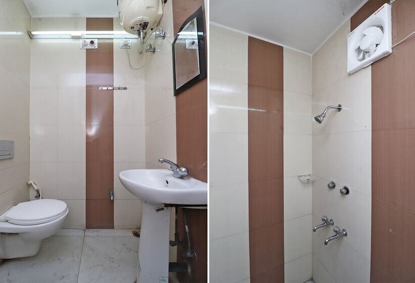 Spot On 42954 Hotel Ashoka 2