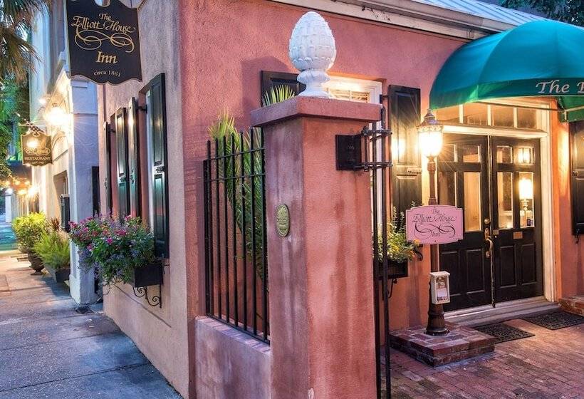 ベッドアンドブレックファースト Elliott House Inn