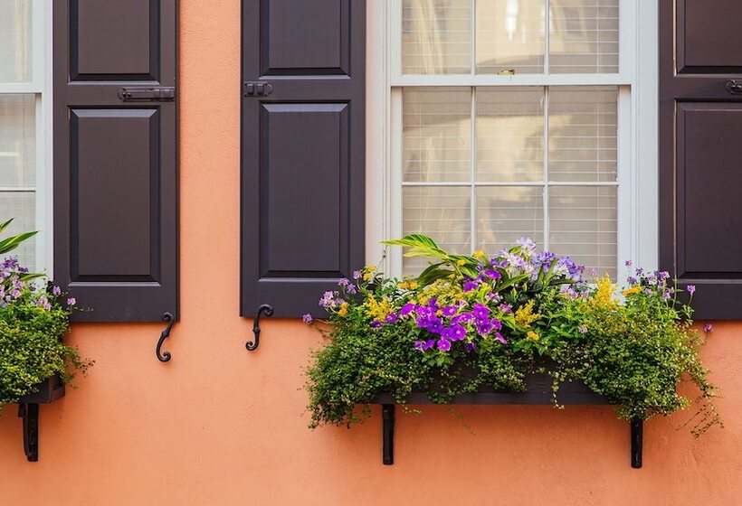 ベッドアンドブレックファースト Elliott House Inn