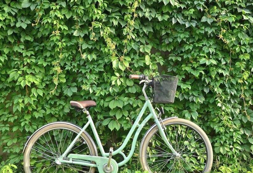 ベッドアンドブレックファースト Elliott House Inn