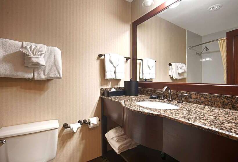 Best Western Edgewater Resort