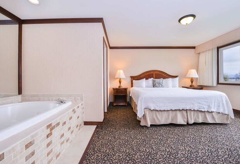 Best Western Edgewater Resort