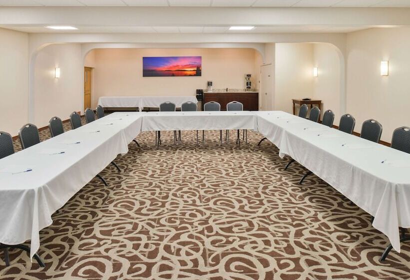 Best Western Edgewater Resort