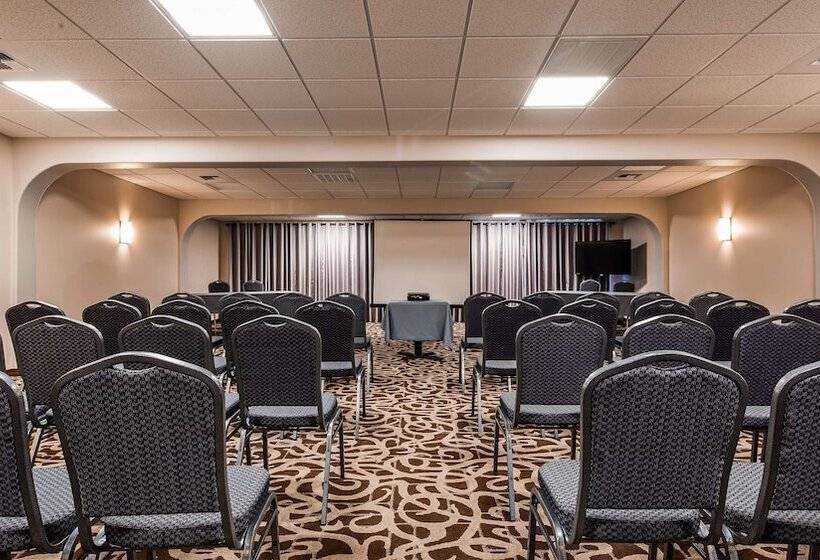 Best Western Edgewater Resort