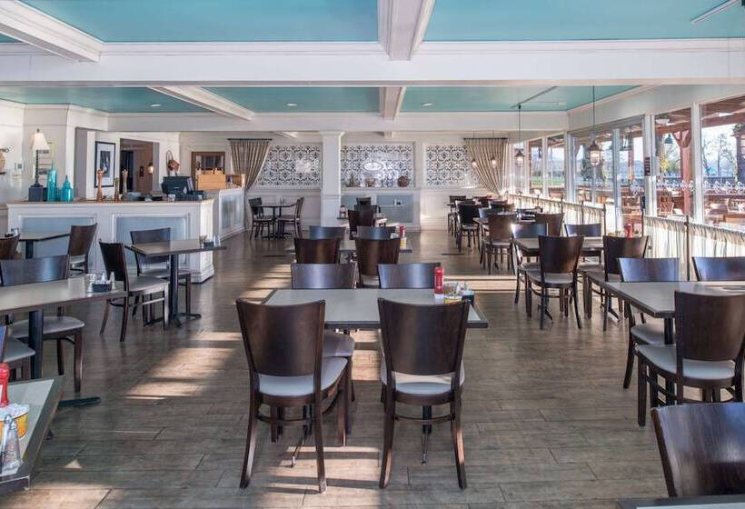 Best Western Edgewater Resort