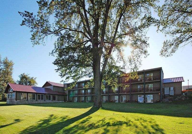 Best Western Edgewater Resort