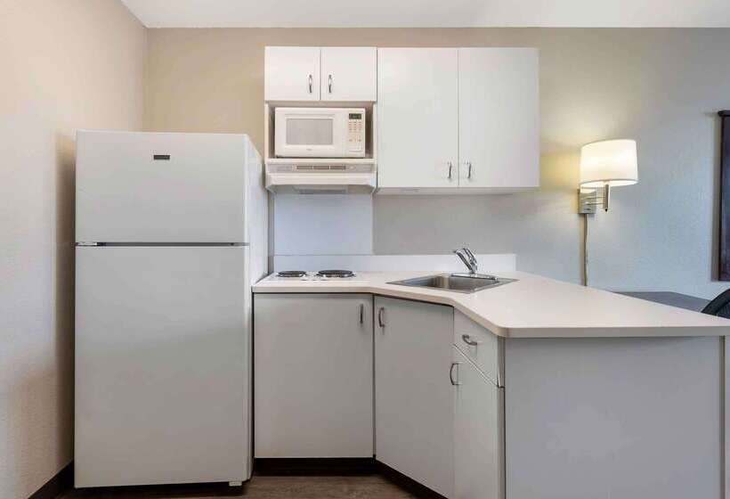 Extended Stay America Suites  Chicago  Romeoville  Bollingbrook
