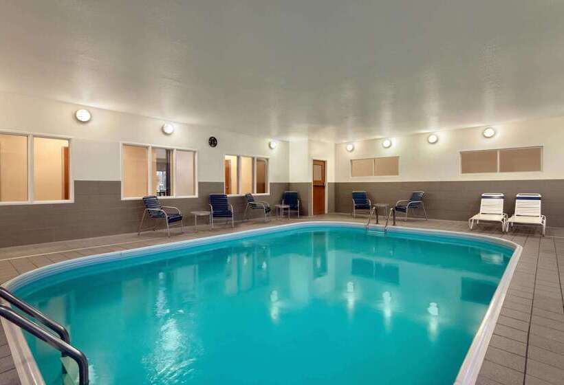 호텔 Wingate By Wyndham Appleton