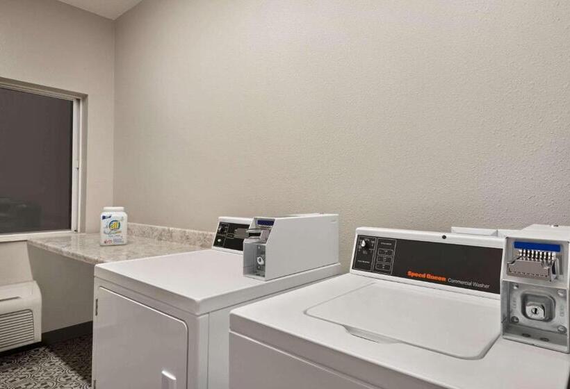 호텔 Wingate By Wyndham Appleton