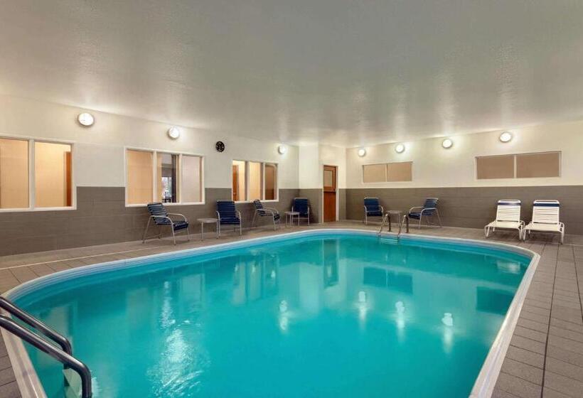 호텔 Wingate By Wyndham Appleton