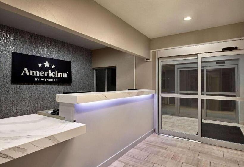 호텔 Wingate By Wyndham Appleton