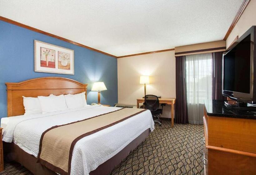 酒店 Baymont By Wyndham Madison Heights Detroit Area