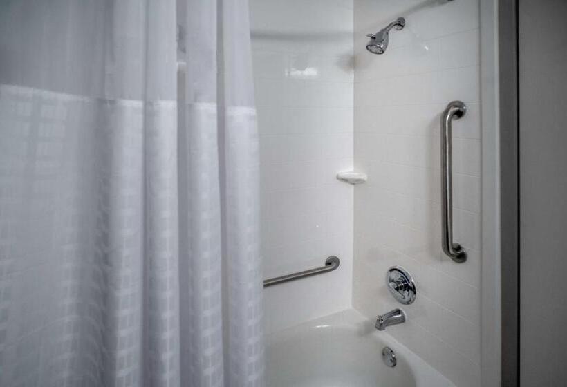 فندق Best Western Plus Beckley Inn