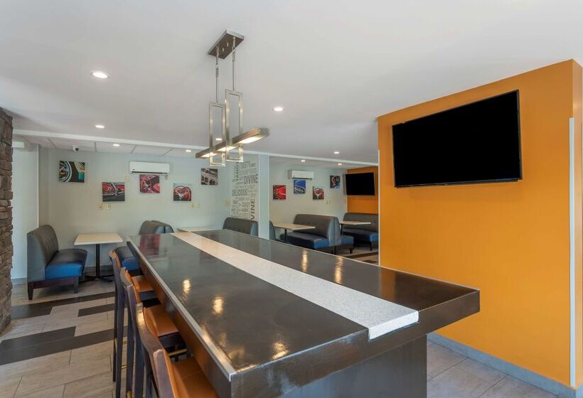 בית מלון כפרי Best Western Plus Bowling Green