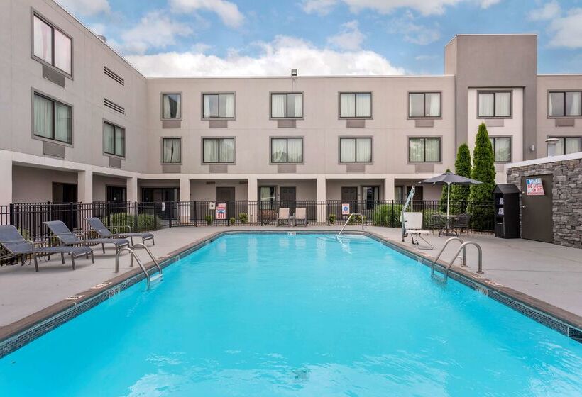 בית מלון כפרי Best Western Plus Bowling Green