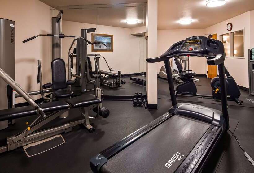 فندق Best Western Plus Edmonds Harbor Inn