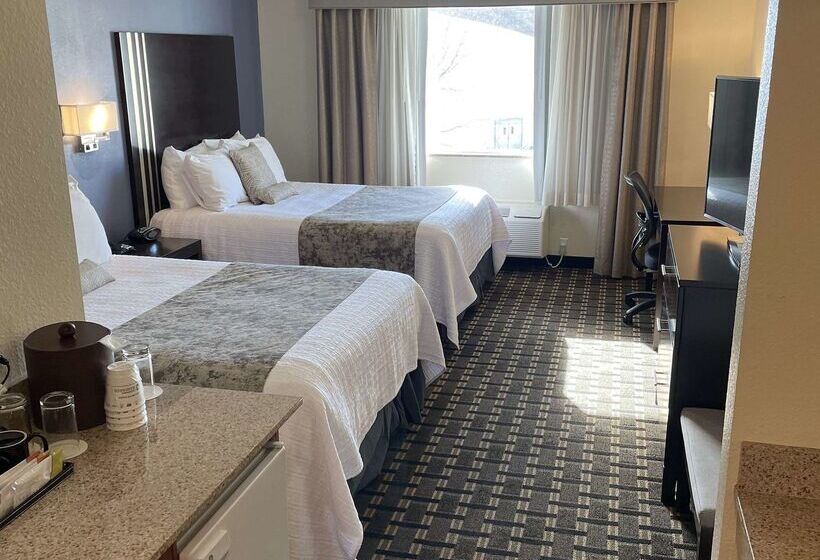 فندق Best Western Plus Edmonds Harbor Inn