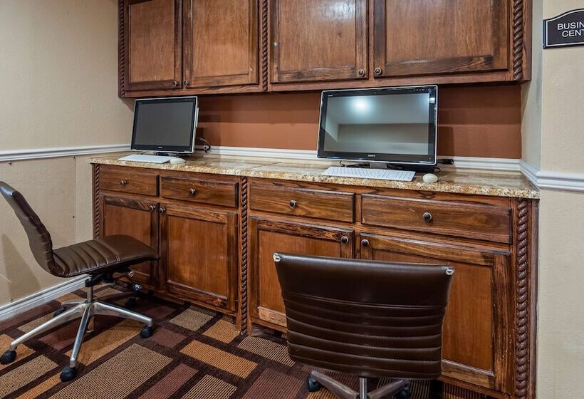 فندق Best Western Plus Lubbock Windsor Inn