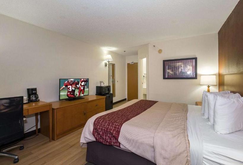 בית מלון כפרי Cedar Rapids Inn