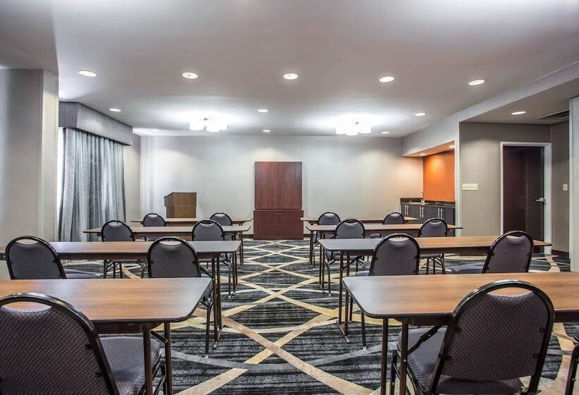ホテル Comfort Inn & Suites Kannapolis   Concord