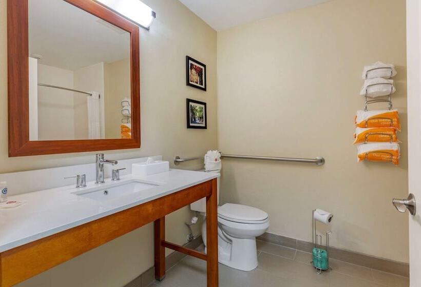 בית מלון כפרי Comfort Inn Danvers   Boston North Shore