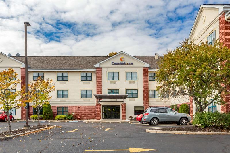 בית מלון כפרי Comfort Inn Danvers   Boston North Shore