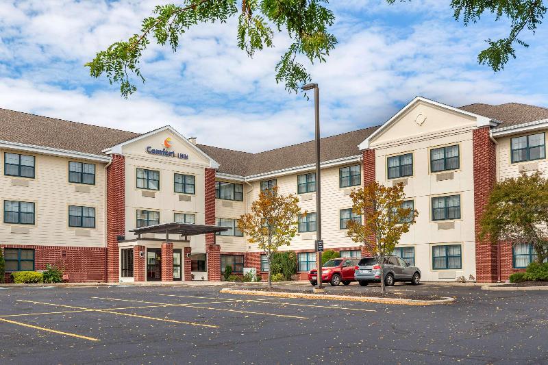 בית מלון כפרי Comfort Inn Danvers   Boston North Shore
