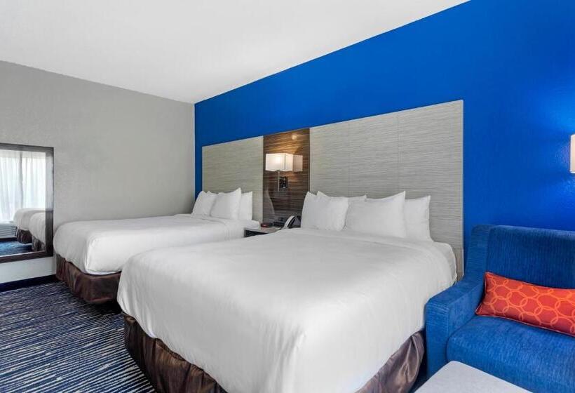 호텔 Comfort Inn & Suites