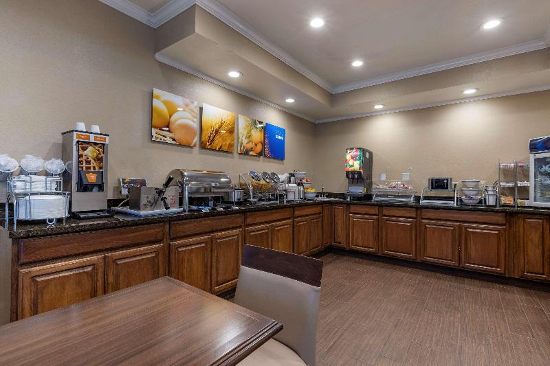 فندق Comfort Inn & Suites Waterloo  Cedar Falls