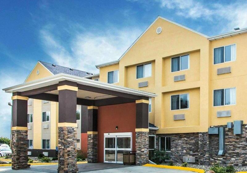 فندق Comfort Inn & Suites Waterloo  Cedar Falls