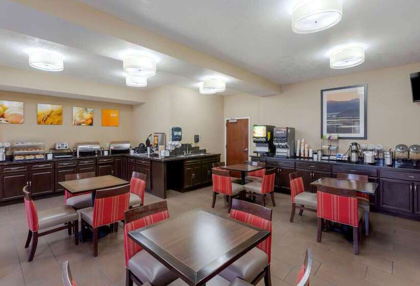 Отель Comfort Inn & Suites Woods Cross  Salt Lake City North