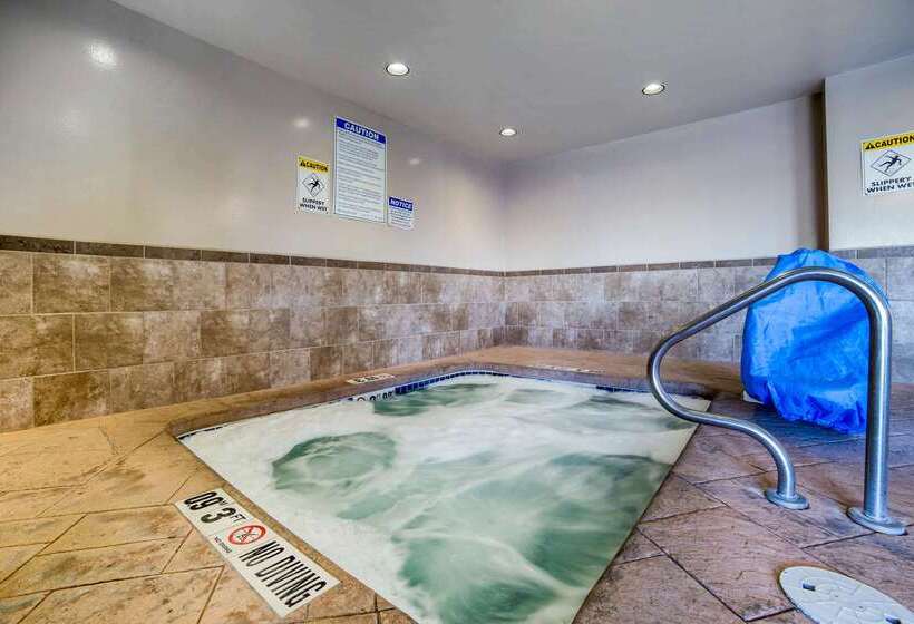 Отель Comfort Inn & Suites Woods Cross  Salt Lake City North