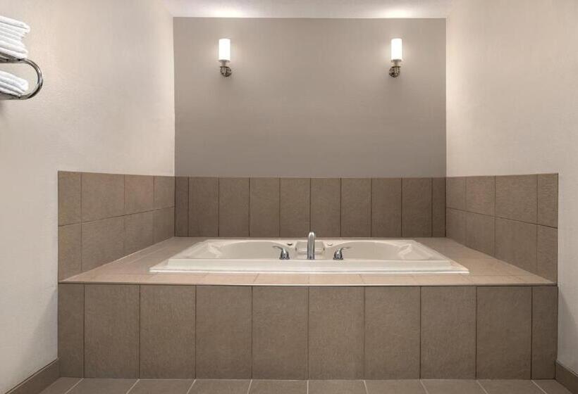 فندق Country Inn & Suites By Radisson, Brookings