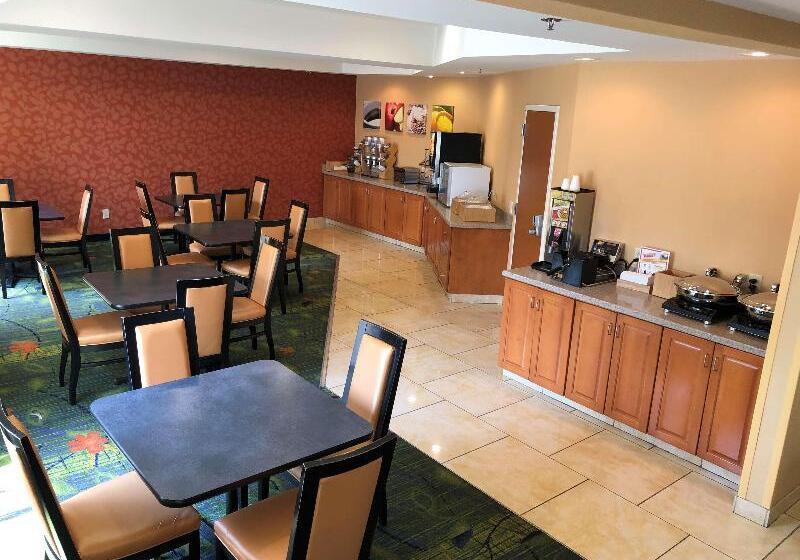 فندق Country Inn & Suites By Radisson, Fayetteville I95, Nc