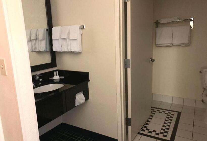 فندق Country Inn & Suites By Radisson, Fayetteville I95, Nc