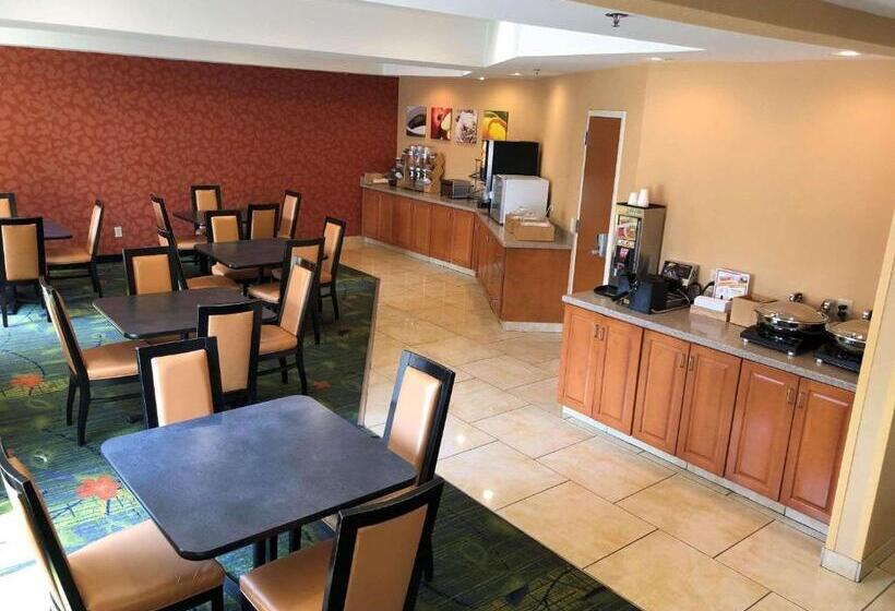 فندق Country Inn & Suites By Radisson, Fayetteville I95, Nc