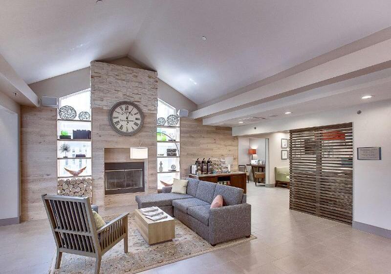 Отель Country Inn & Suites By Radisson, Wichita East, Ks