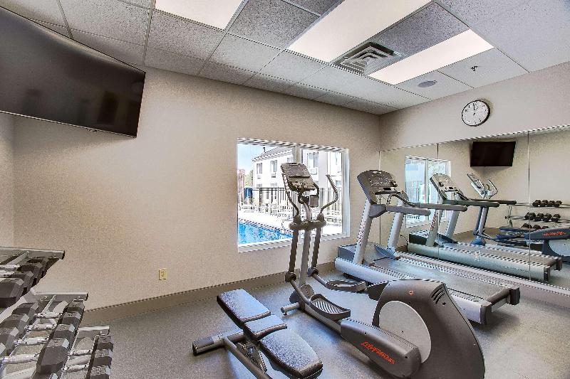 Отель Country Inn & Suites By Radisson, Wichita East, Ks