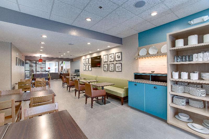 Отель Country Inn & Suites By Radisson, Wichita East, Ks