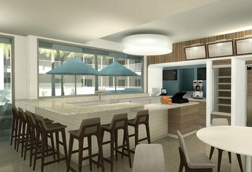 فندق Courtyard By Marriott Santa Barbara Downtown