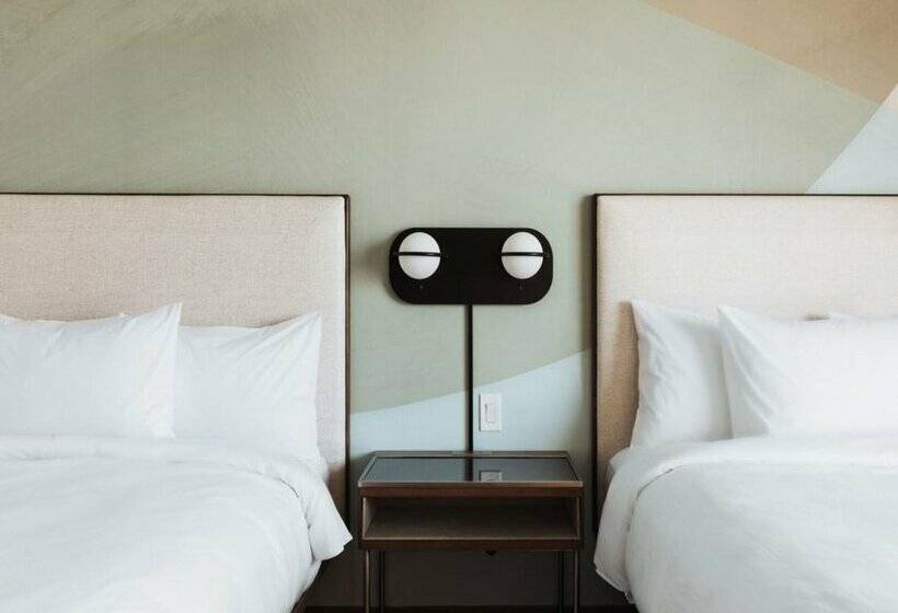 فندق Courtyard By Marriott Santa Barbara Downtown