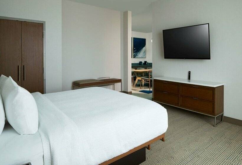 فندق Courtyard By Marriott Santa Barbara Downtown